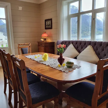 Solheim Gard Casa vacanze Stryn